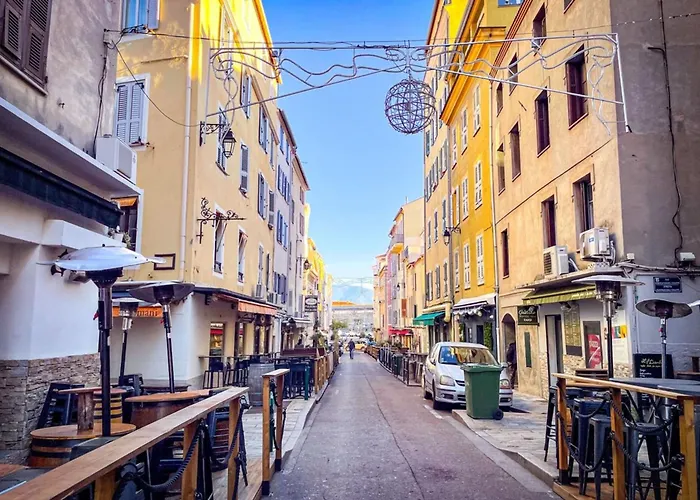 Rosella - Rooftop Hypercentre - By Tgb Ajaccio (Corsica)
